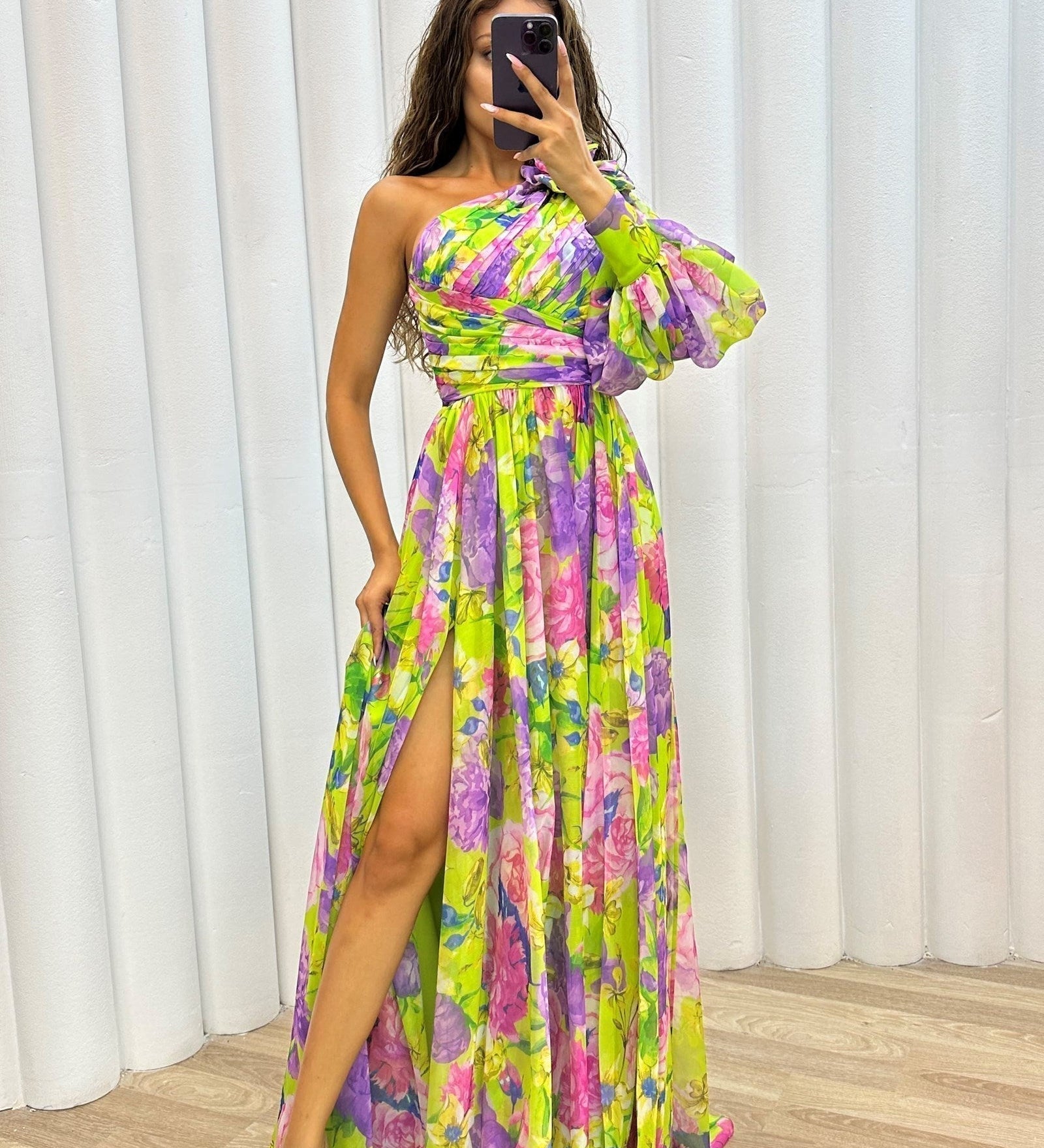 Eabha - One-Shoulder Floral Dress