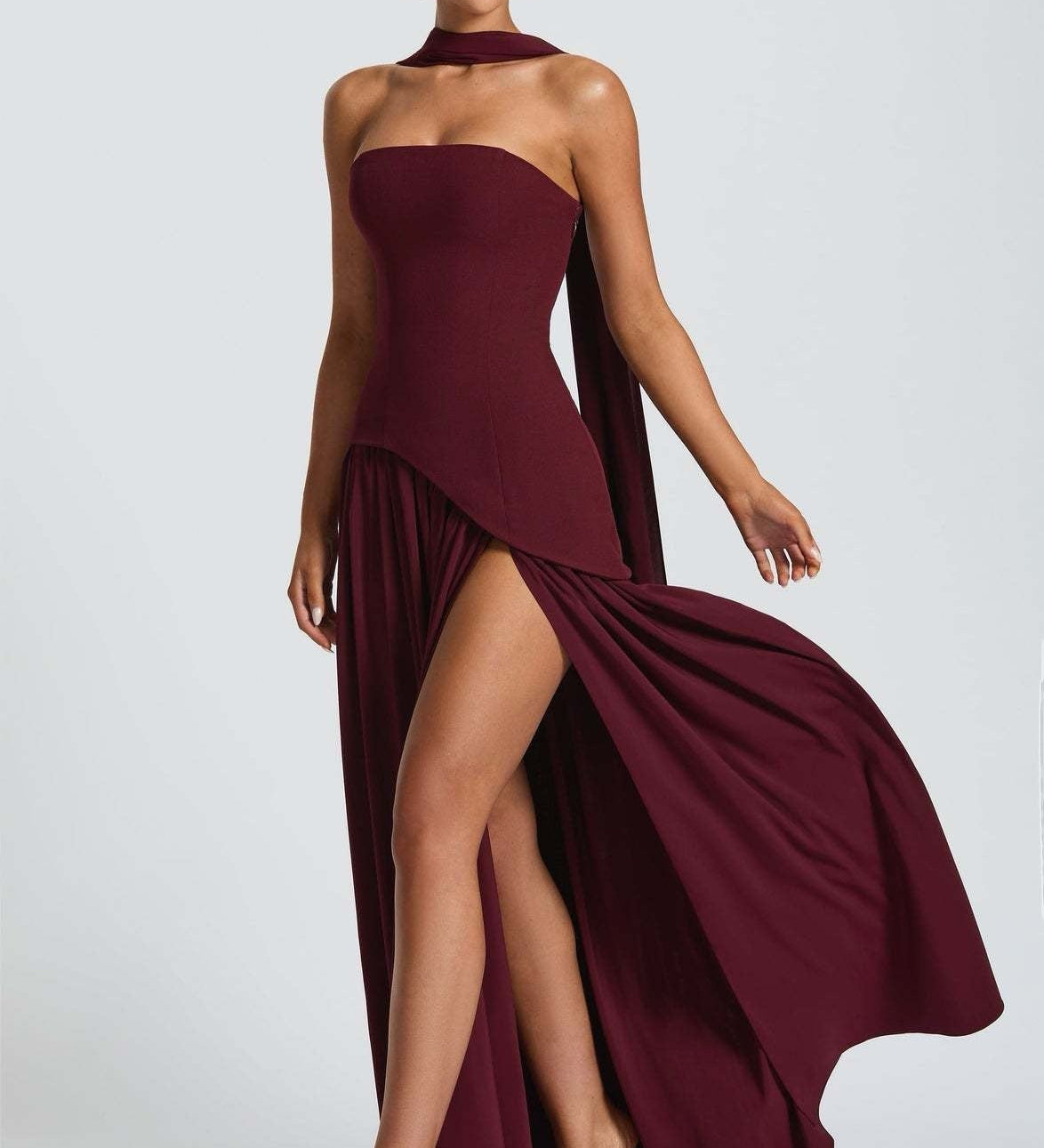 Gráinne - Elegant Long Dress