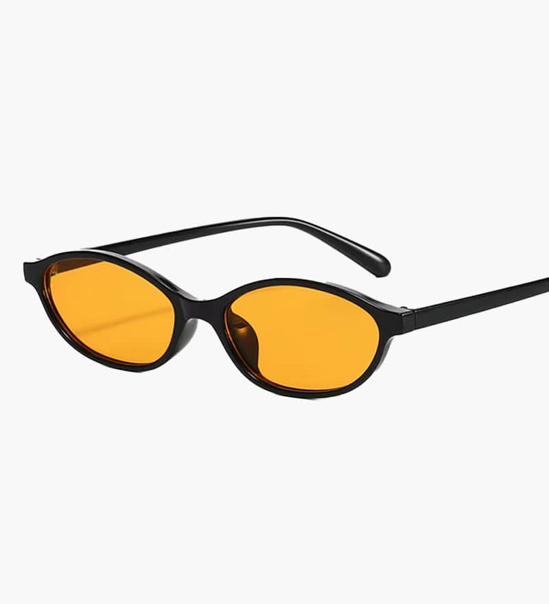 Fionnuala - Oval Vintage Sunglasses