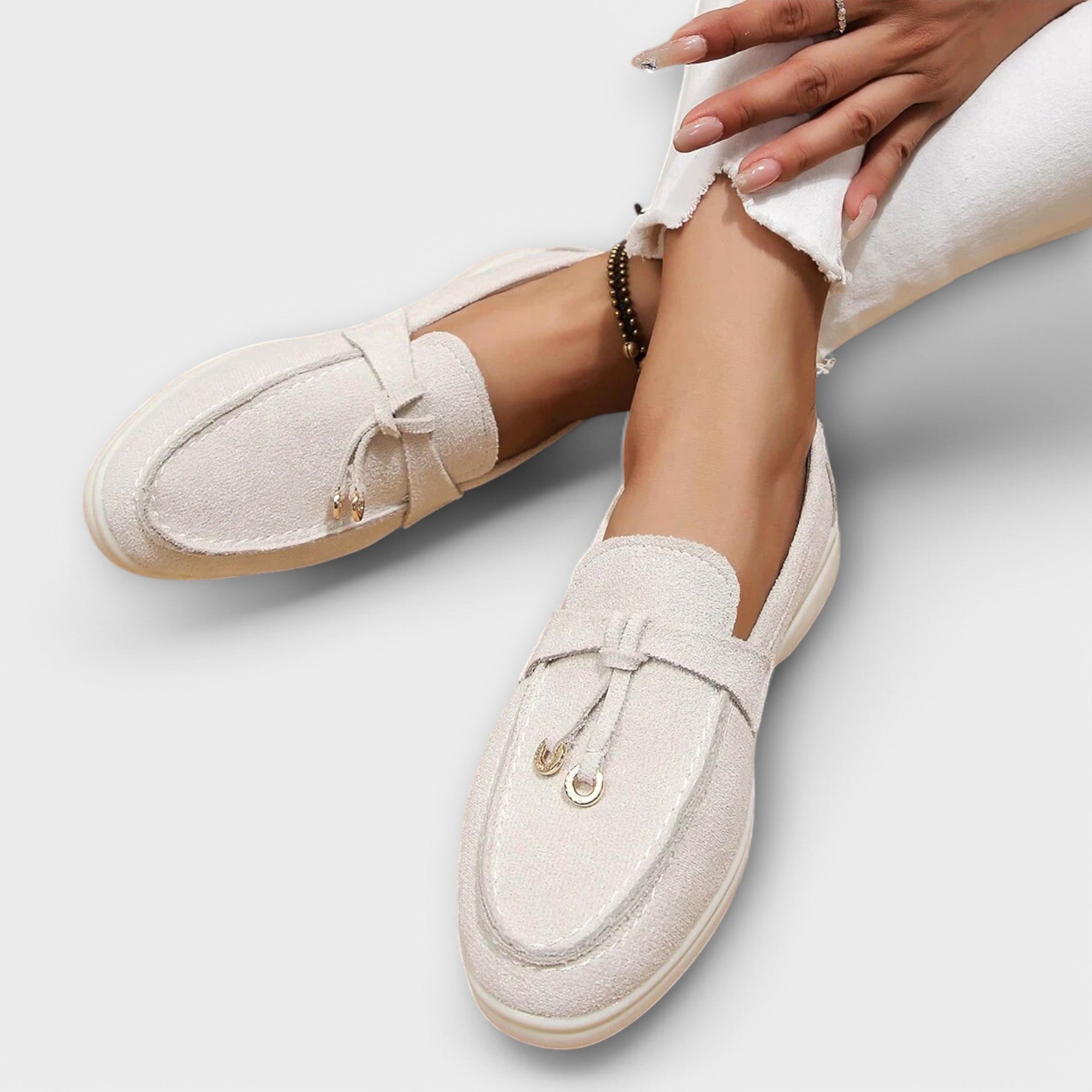 Síle - Beige Decorative Loafers
