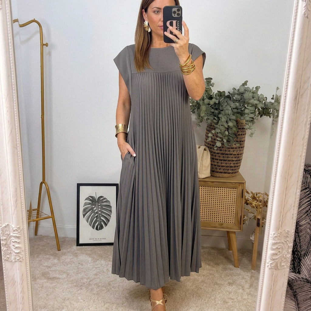 Eimear - Maxi Pleated Dress